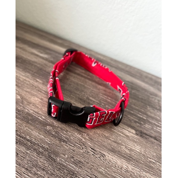⭐️4/$15 Los Angeles Angels MLB Dog Collar Size Medium - Picture 3 of 8
